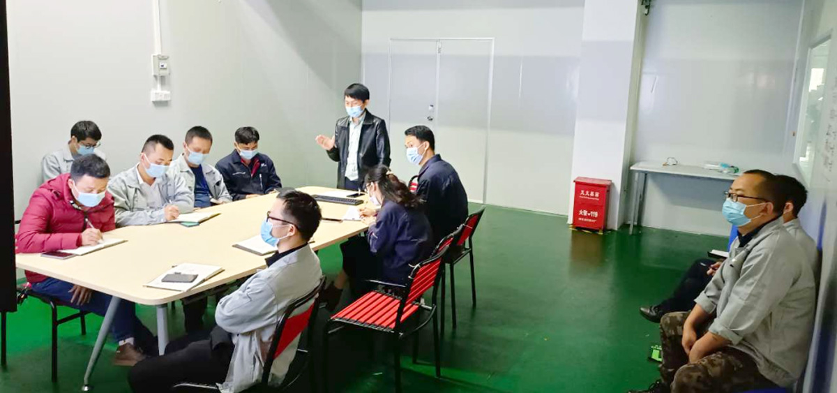 Fight against the epidemic to promote production, take the factory as home, and praise the people of Xiangtong!
